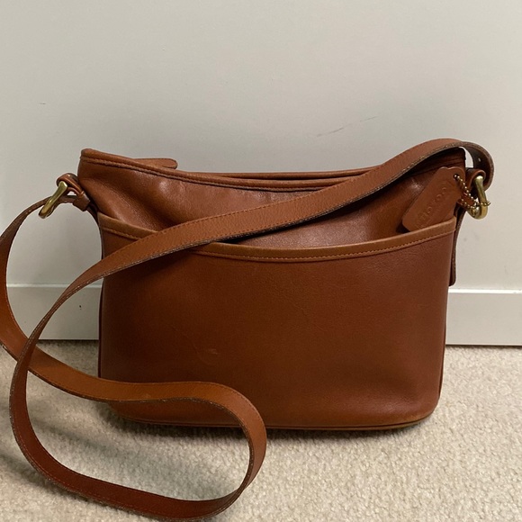 Vintage Coach Worth Leather Bag - Picture 2 of 16